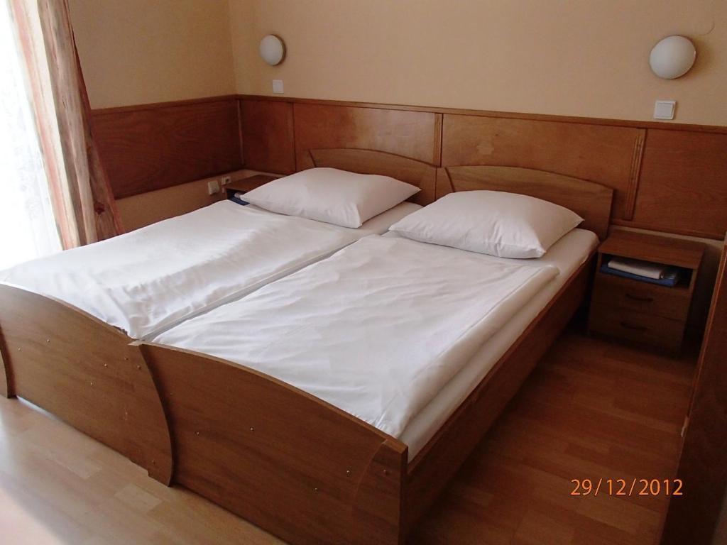 Pension Magnolia Trenčín Zimmer foto